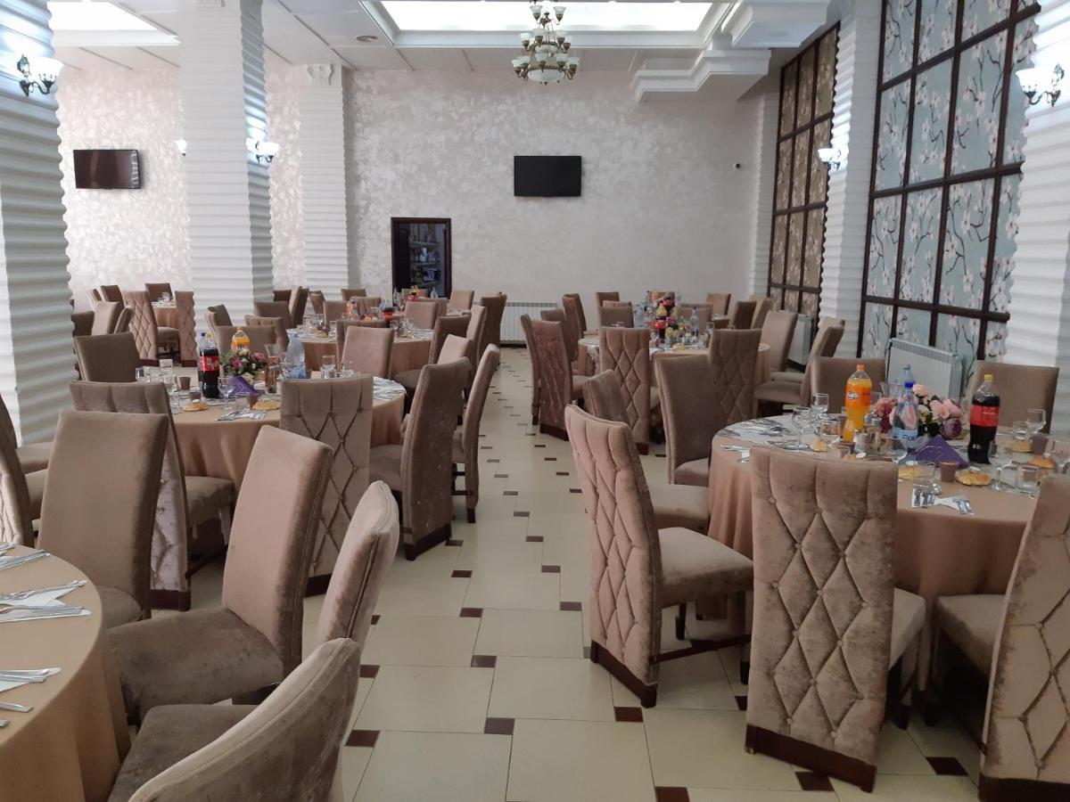 Hotel Ro&Mario Barlad Bîrlad Extérieur photo
