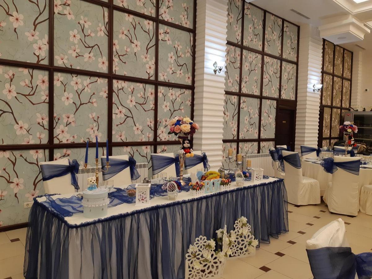 Hotel Ro&Mario Barlad Bîrlad Extérieur photo
