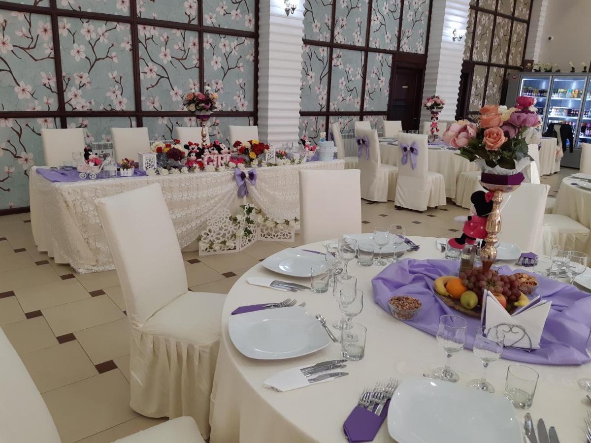 Hotel Ro&Mario Barlad Bîrlad Extérieur photo