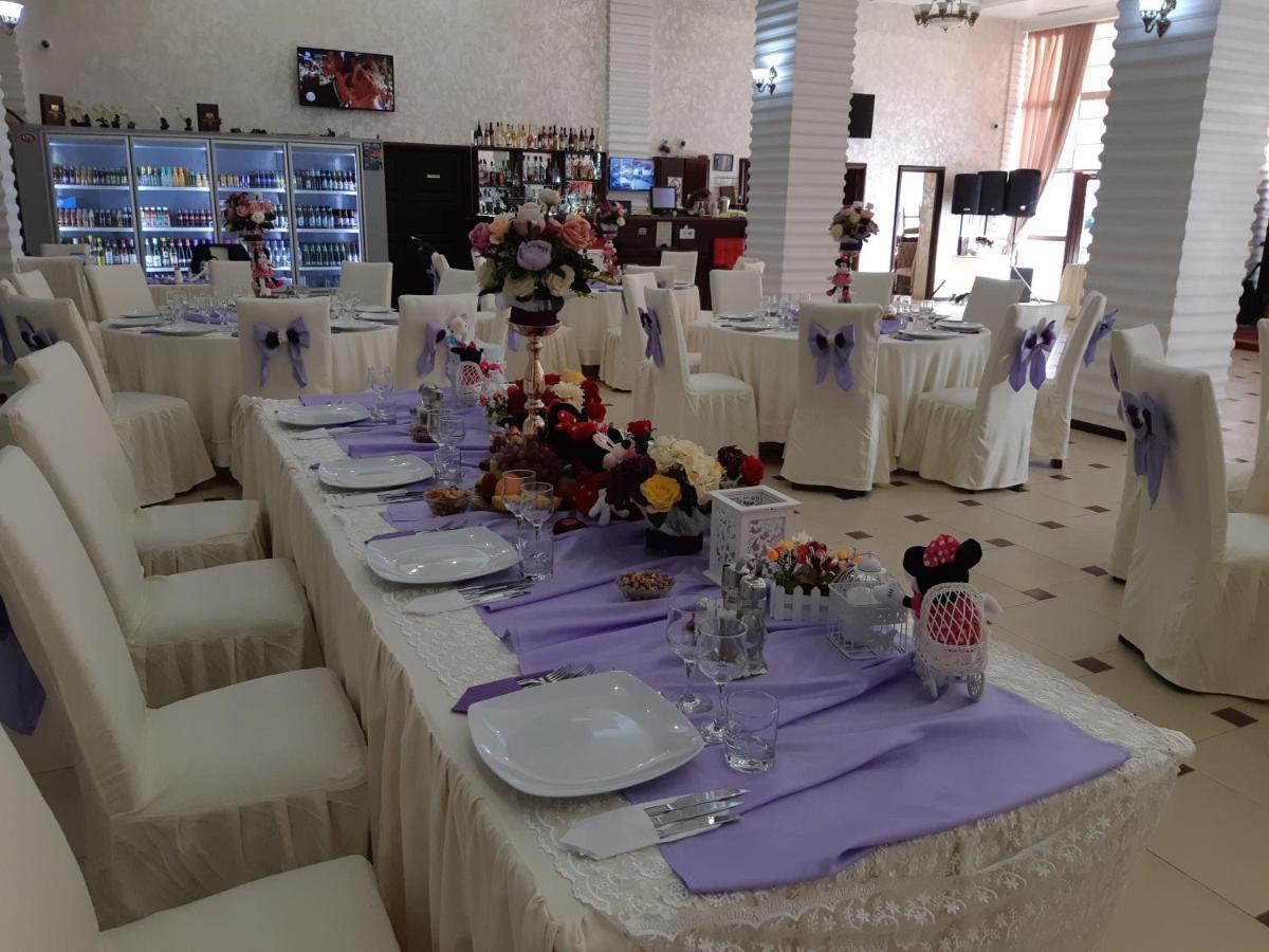 Hotel Ro&Mario Barlad Bîrlad Extérieur photo