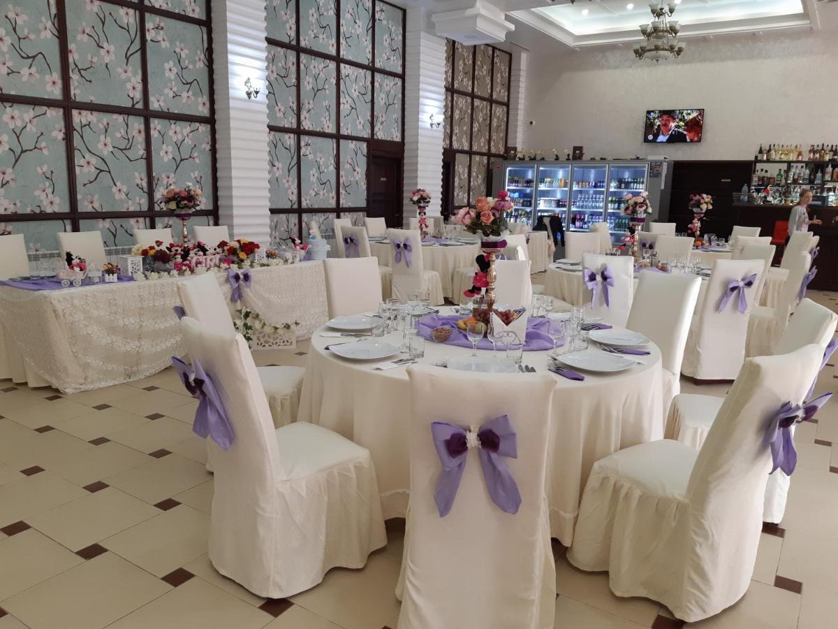 Hotel Ro&Mario Barlad Bîrlad Extérieur photo